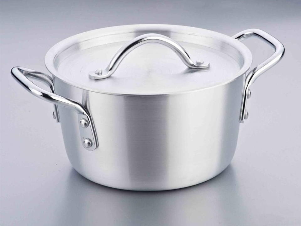 Aluminum cooker